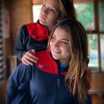 CAMPERA FRIZA ROJA Y AZUL